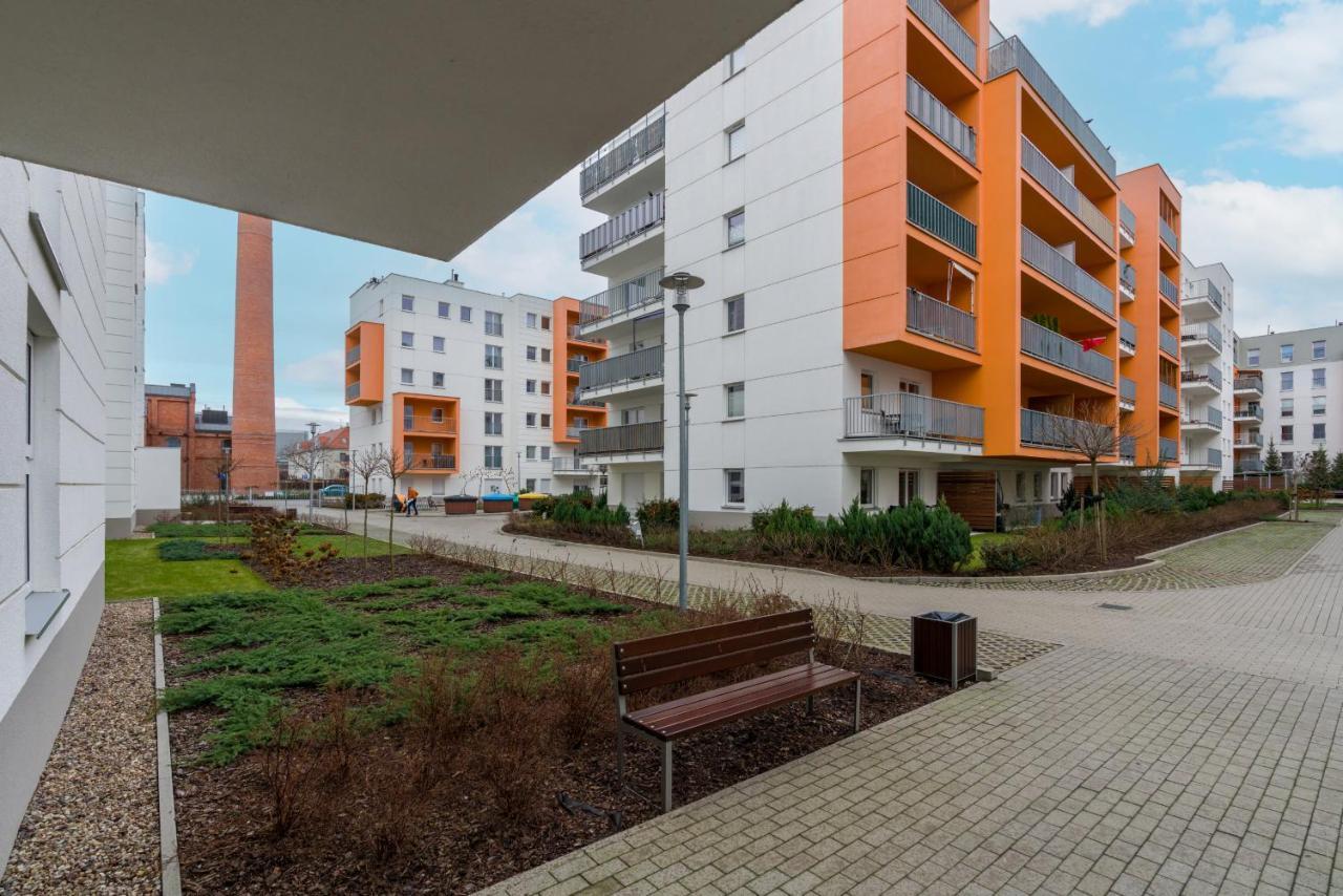 Wilczak Apartment With Free Garage Poznan By Noclegi Renters Eksteriør billede